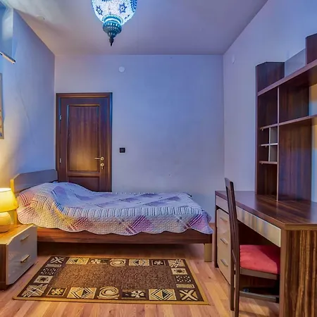 Tiara Villa *
